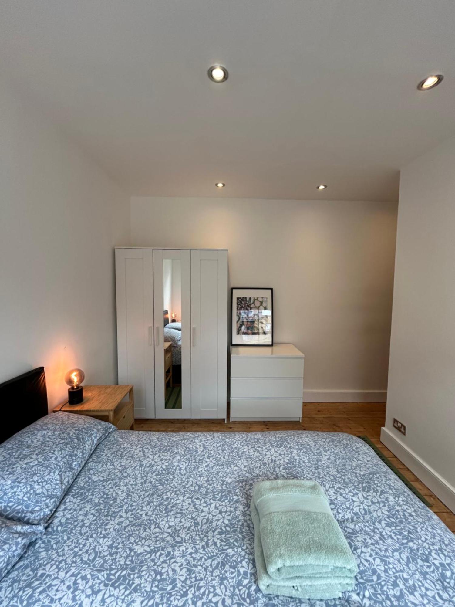 Spacious Battersea Rooms And Apartments Londres Habitación foto