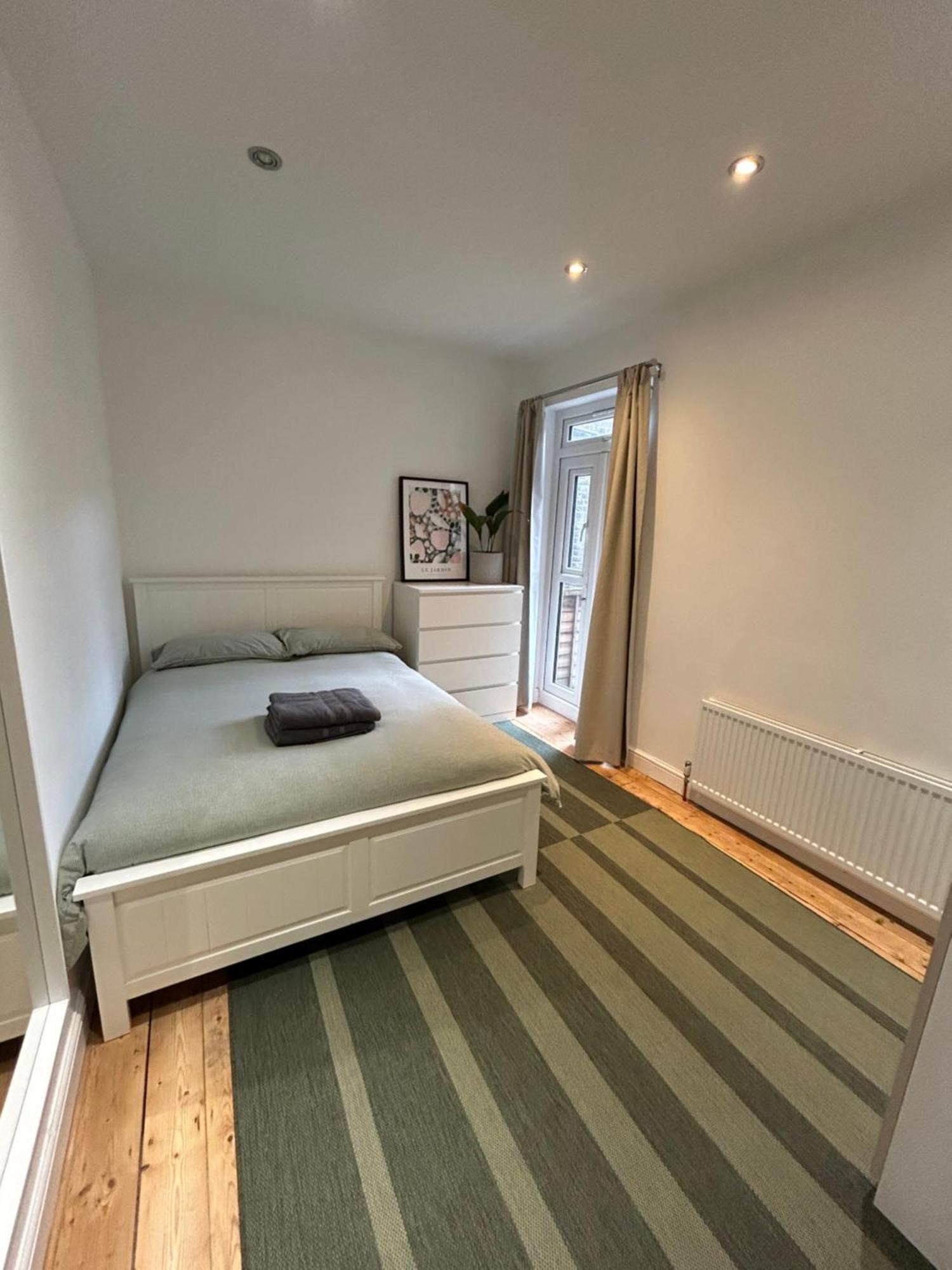 Spacious Battersea Rooms And Apartments Londres Habitación foto