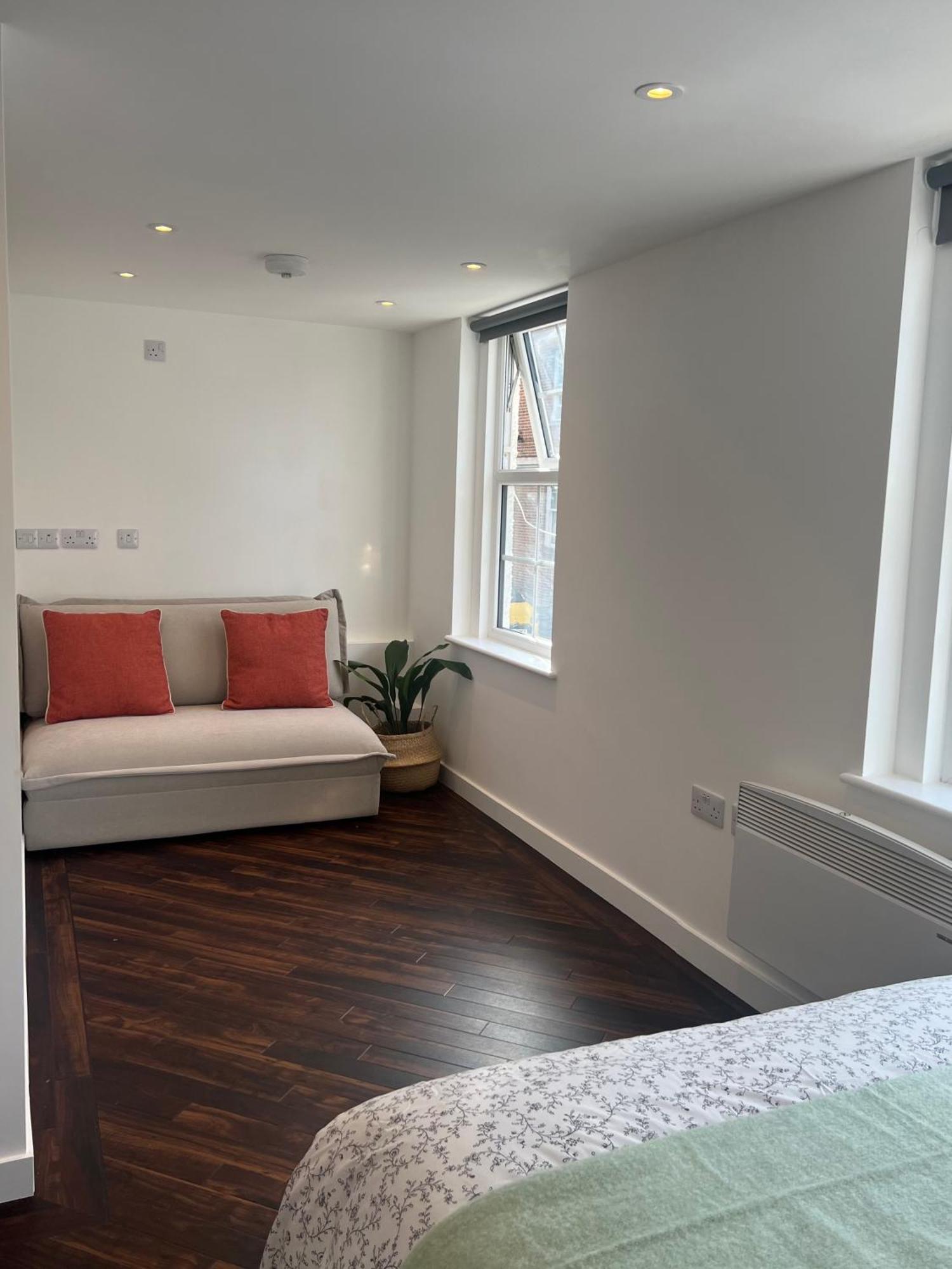 Spacious Battersea Rooms And Apartments Londres Exterior foto